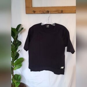 NWOT New Balance Top - Black - size S (oversized, more a L)